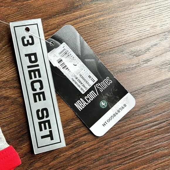 NWT Chicago Bulls Baby Onesie Set | (3) Chicago Bulls Baby Onesies | Chicago - Picture 4 of 9